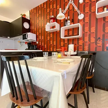 Les Yuccas T2 Avec Parking Du Roi